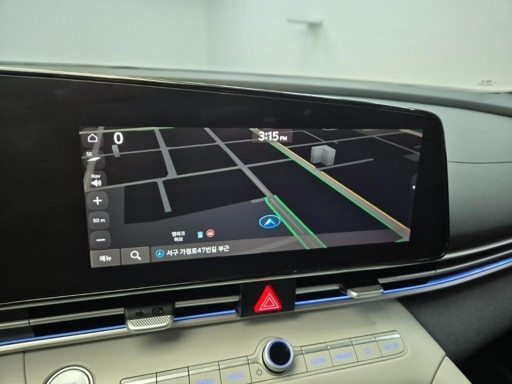 HYUNDAI Avante - Vista 8