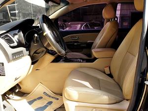 KIA Carnival - Vista 6