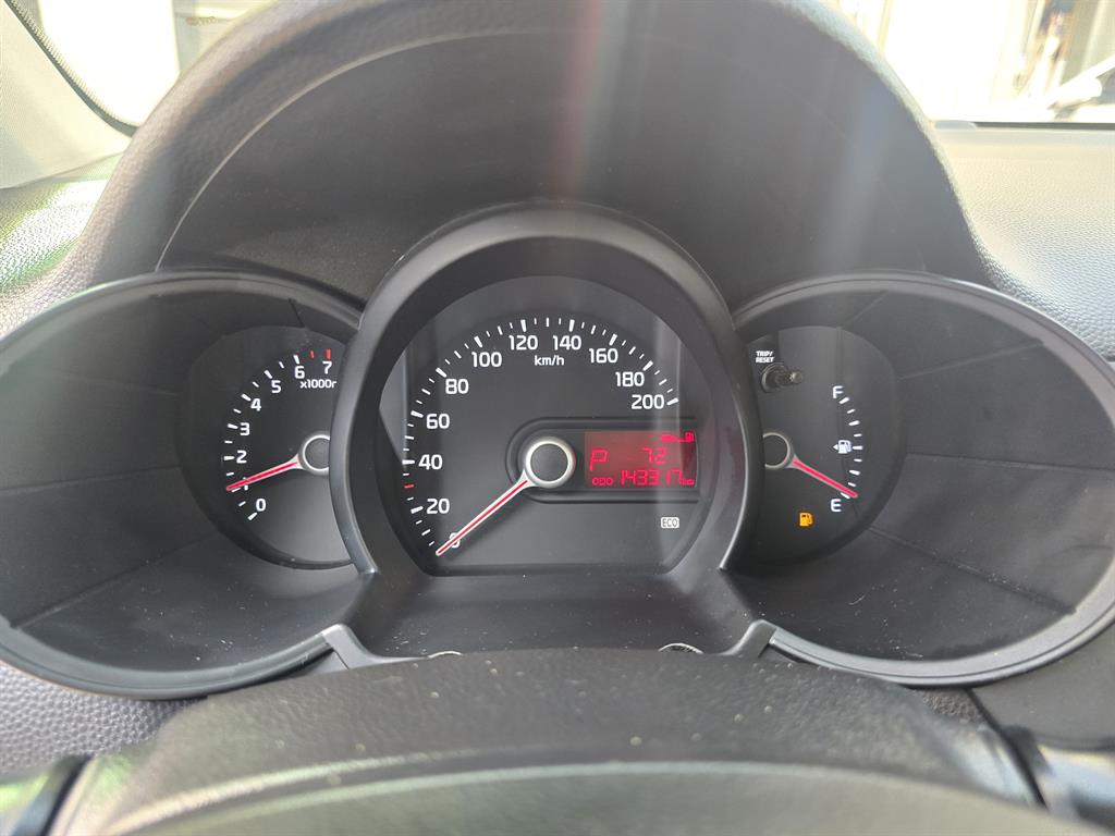 KIA Morning - Vista 8