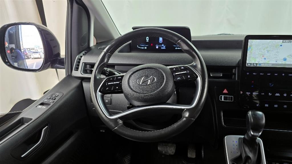 HYUNDAI Staria 2023 Plateado - Importación desde Corea - HF Imports Iquique - Foto 13