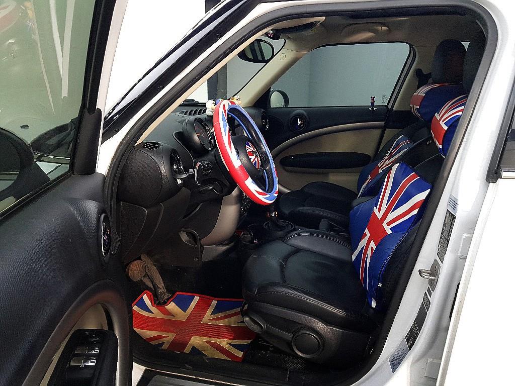 Mini Countryman - Vista 7