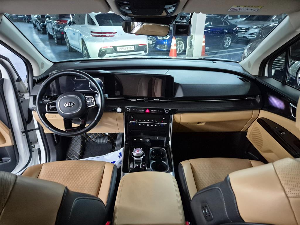 KIA Carnival - Vista 6