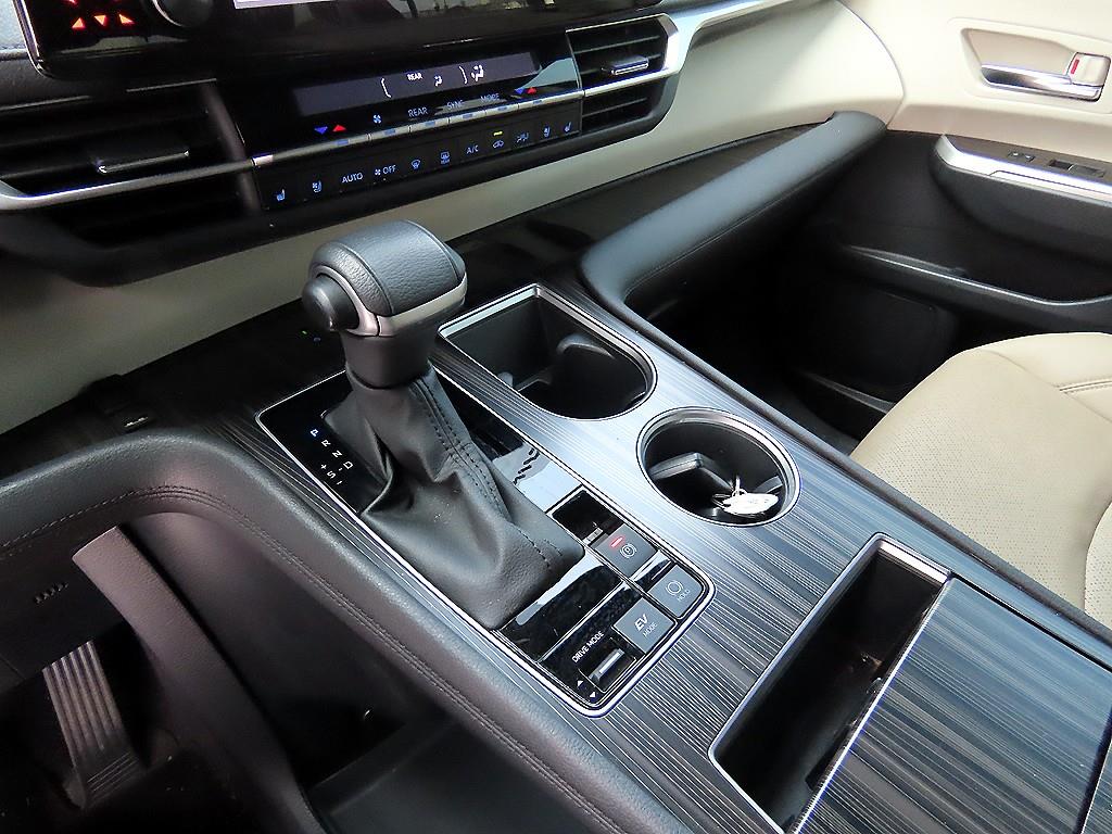 Toyota Siena - Vista 12