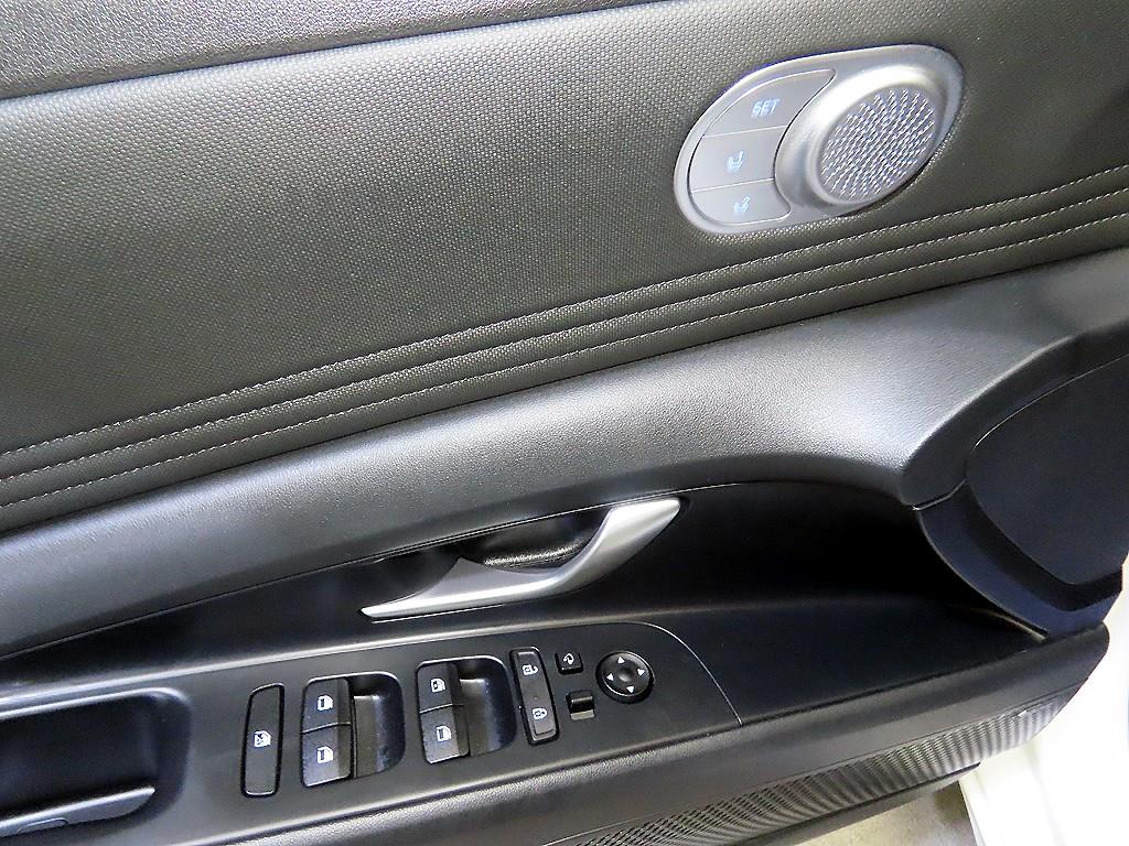 HYUNDAI Avante 2021 Blanco - Importación desde Corea - HF Imports Iquique - Foto 13