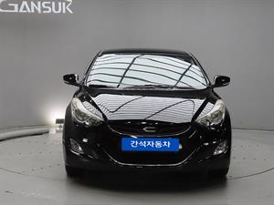 HYUNDAI Avante - Vista 2