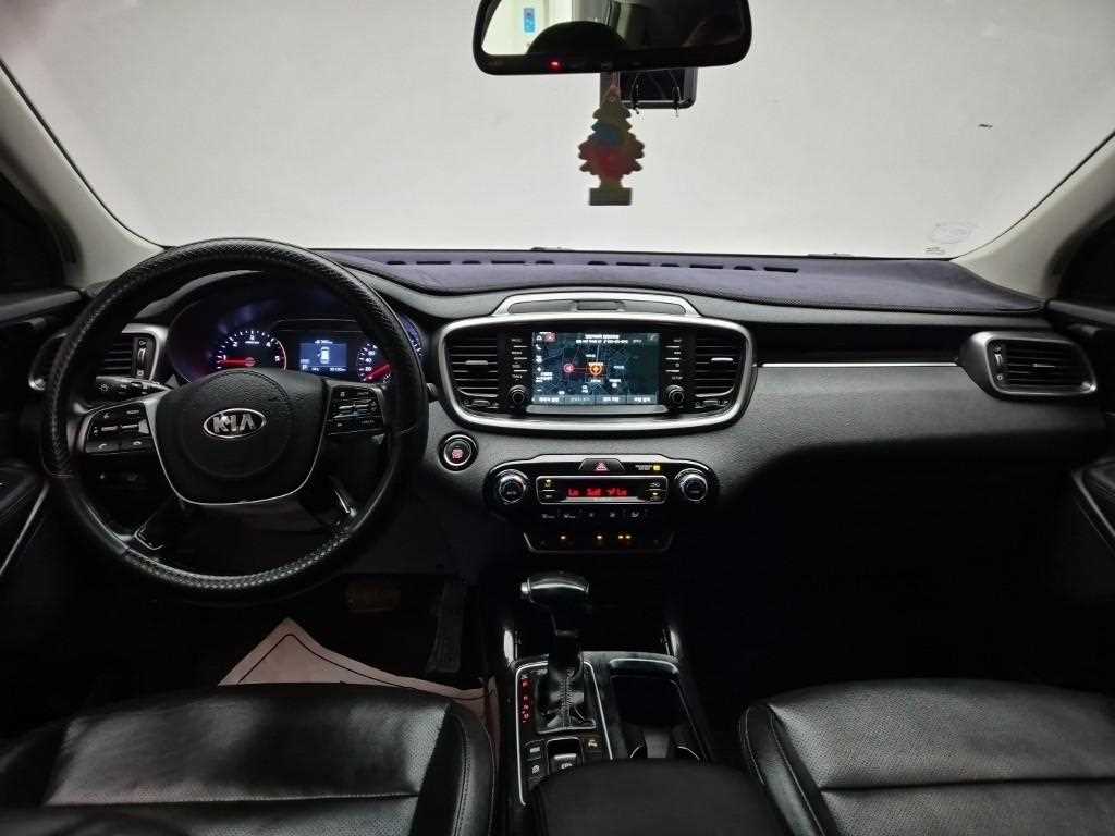 KIA Sorento - Vista 7