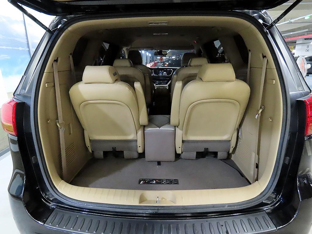 KIA Carnival 2017 Negro - Importación desde Corea - HF Imports Iquique - Foto 17