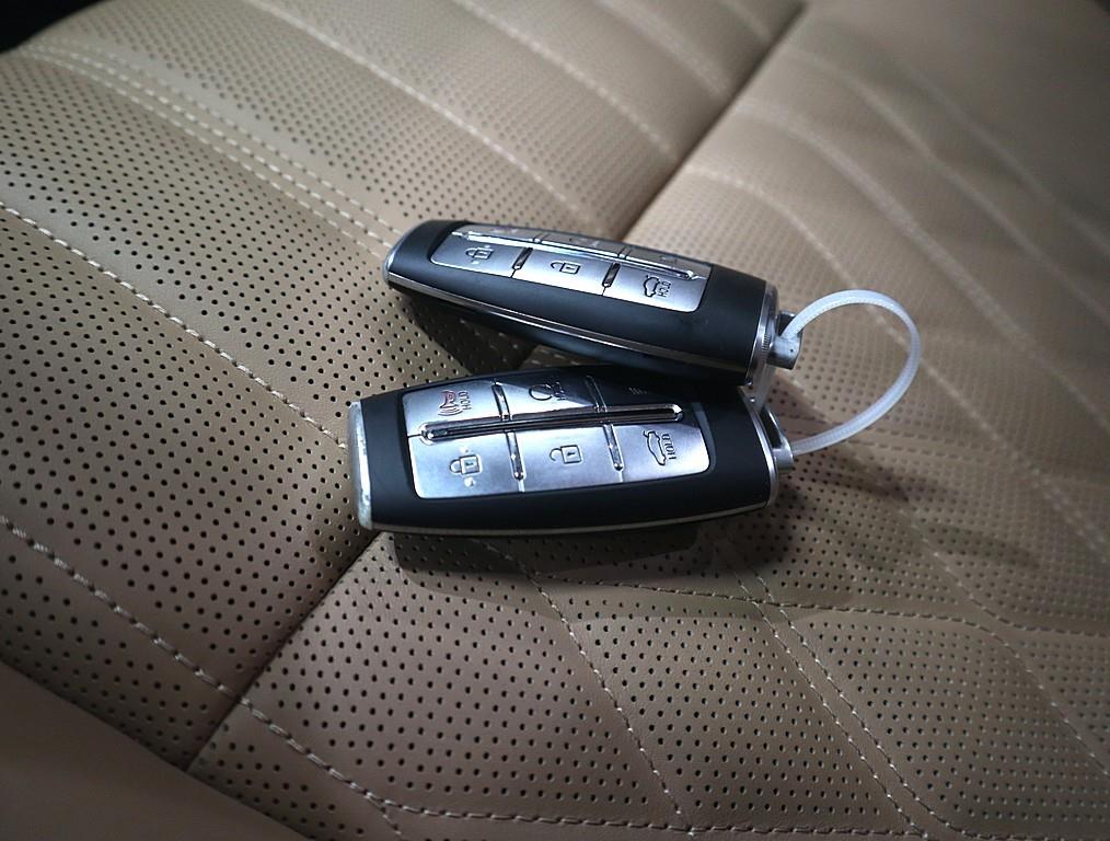 Genesis G70 2022 Negro - Importación desde Corea - HF Imports Iquique - Foto 15