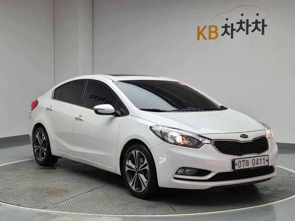 KIA K3 - Vista 4
