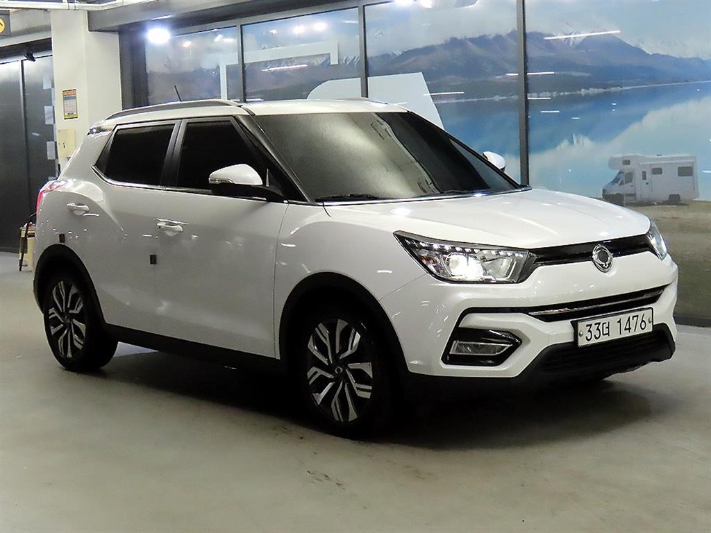 Ssangyong Tivoli 2019 Blanco - Importación desde Corea - HF Imports Iquique - Foto 1