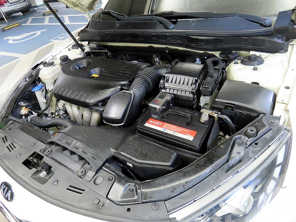 KIA K5 2013 Blanco - Importación desde Corea - HF Imports Iquique - Foto 19