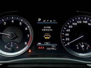 HYUNDAI Sonata - Vista 12