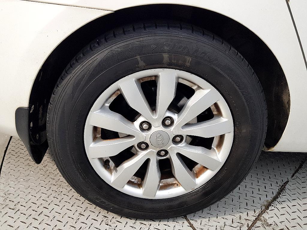 KIA Carens 2010 Blanco - Importación desde Corea - HF Imports Iquique - Foto 20