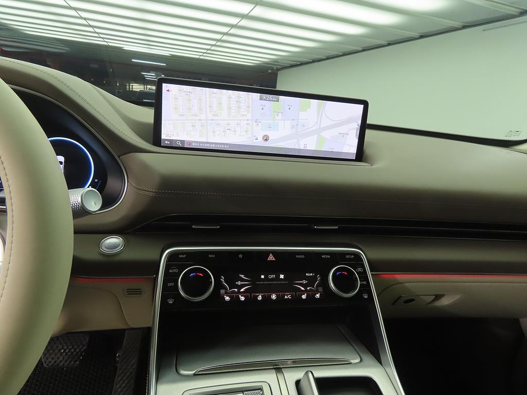 Genesis GV80 - Vista 10