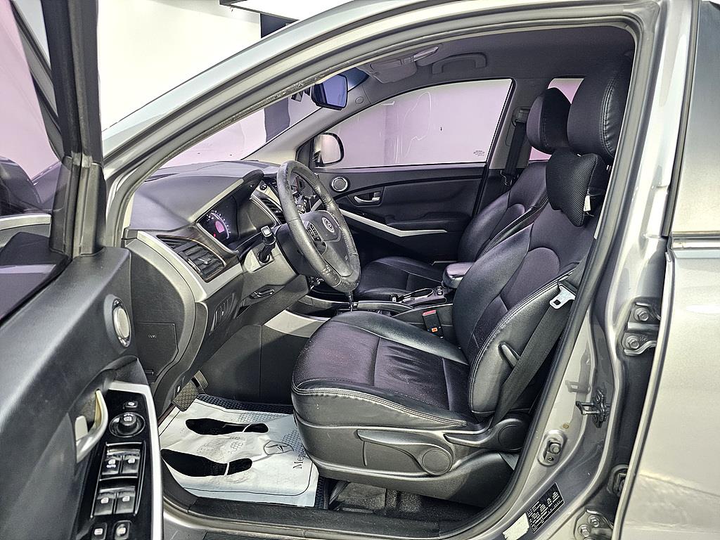 Ssangyong Korando - Vista 8