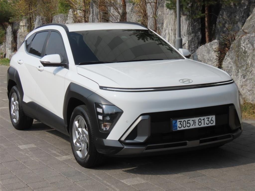 HYUNDAI Kona - Vista 3