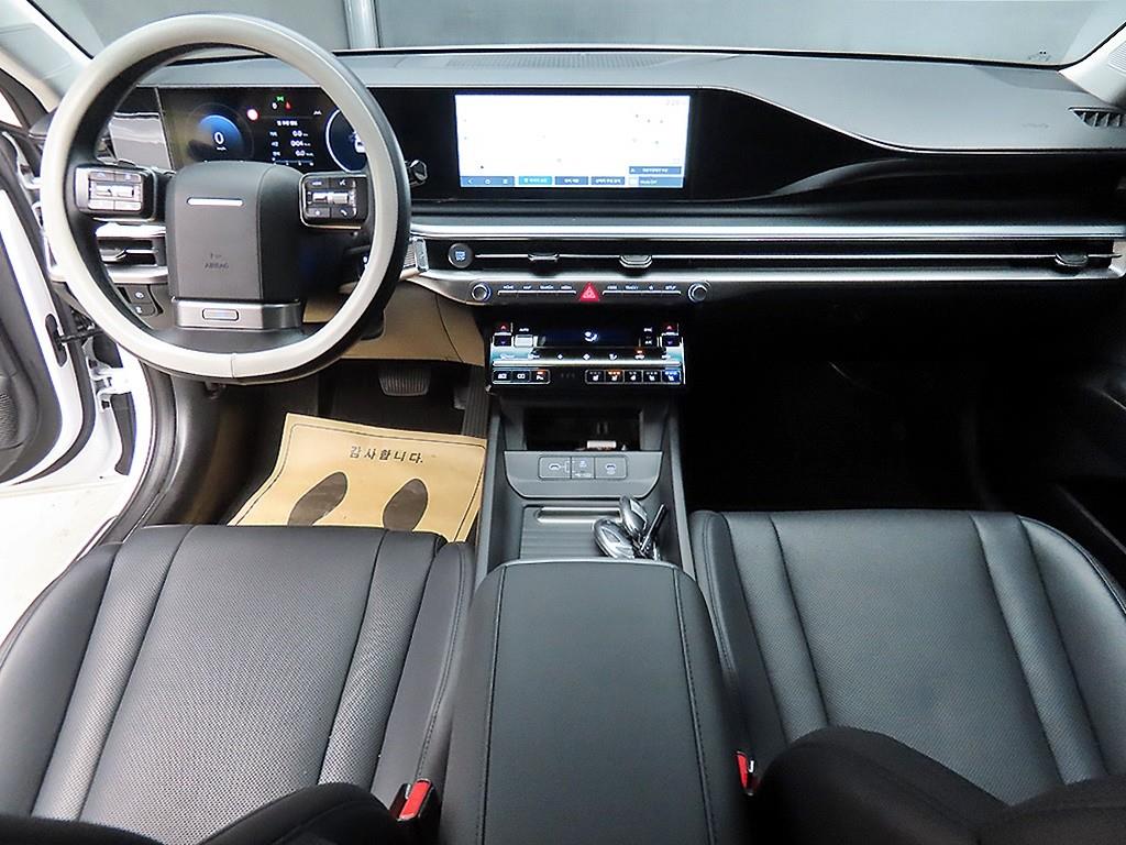 HYUNDAI Grandeur - Vista 7