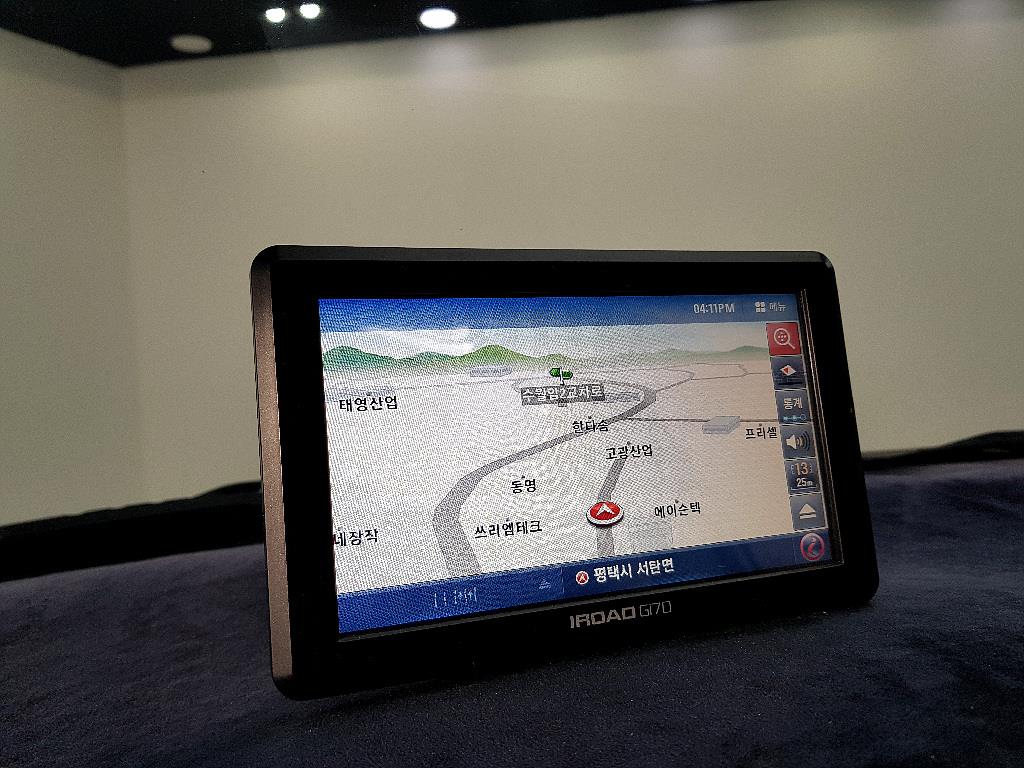 KIA Carens - Vista 12