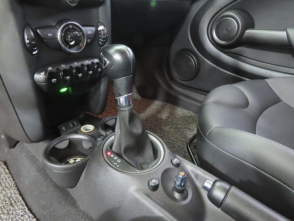 Mini Cooper - Vista 10