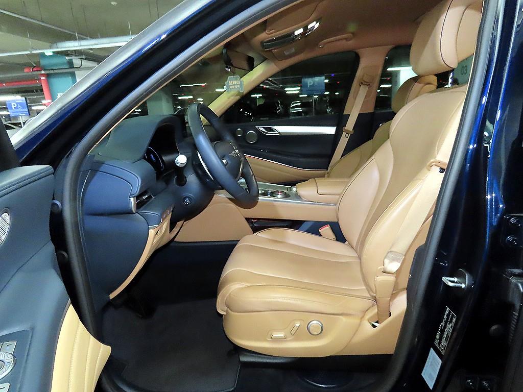 Genesis GV80 - Vista 6