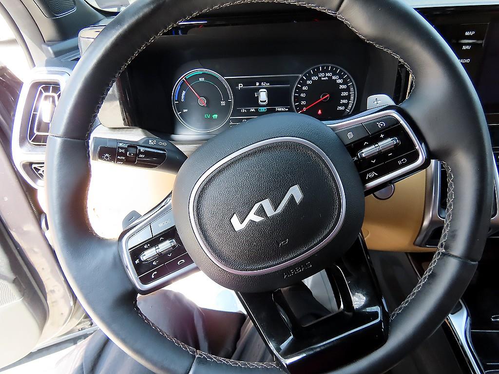 KIA Sorento - Vista 8
