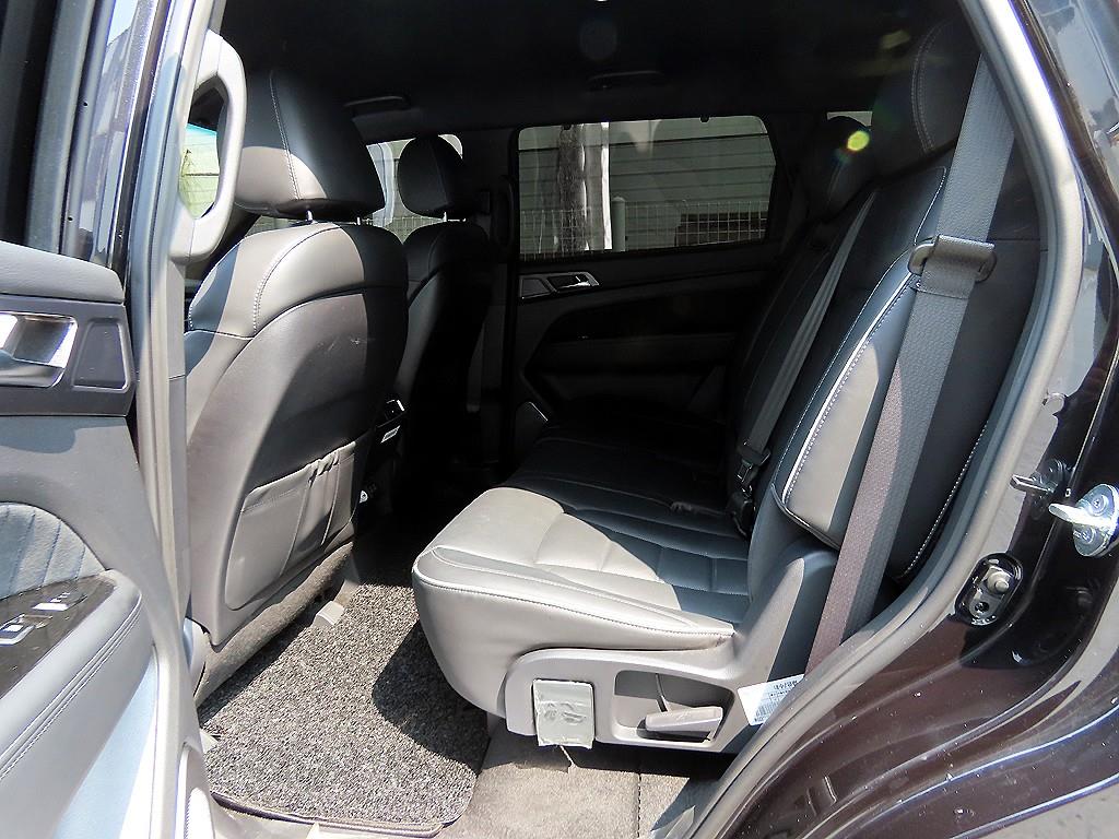 Ssangyong Rexton - Vista 6