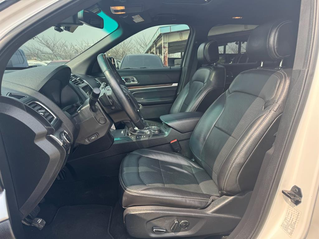 Ford Explorer - Vista 7