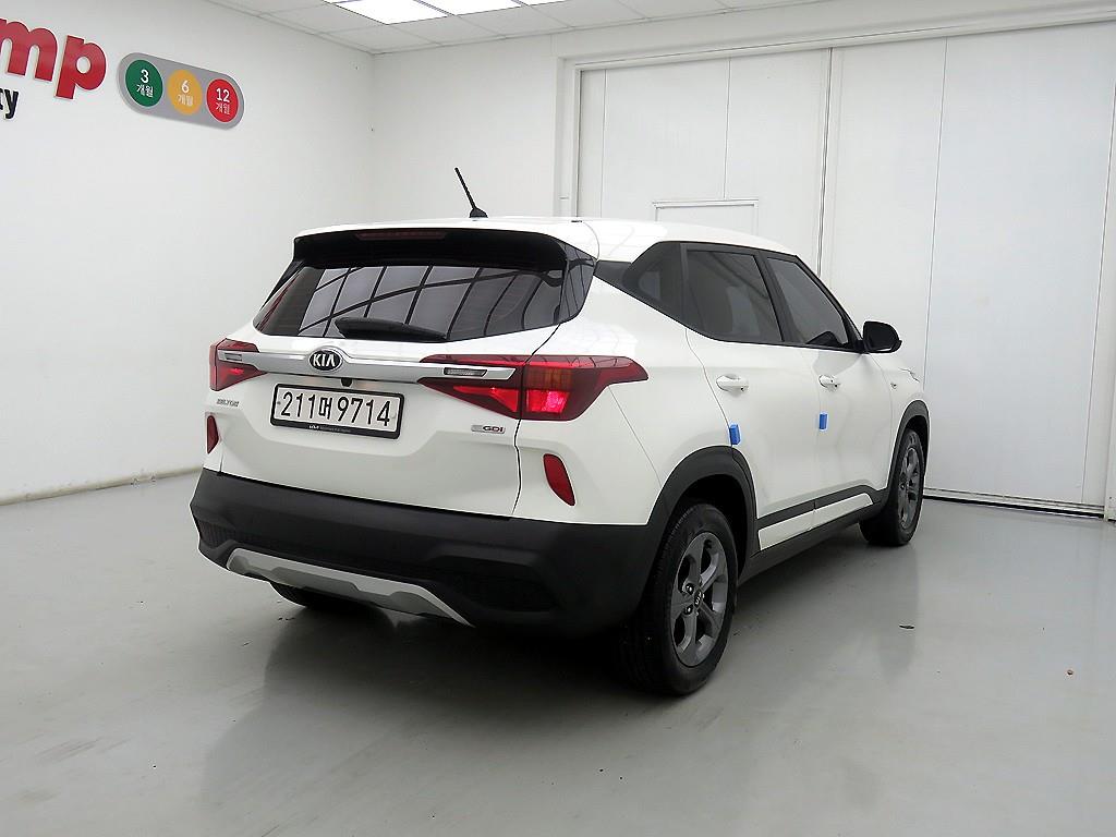 KIA Seltos - Vista 4