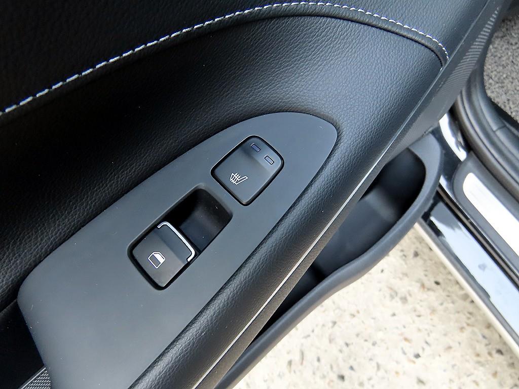 HYUNDAI Grandeur 2017 Negro - Importación desde Corea - HF Imports Iquique - Foto 16