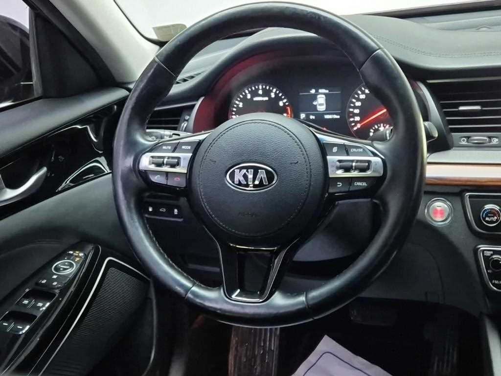 KIA K7 - Vista 9