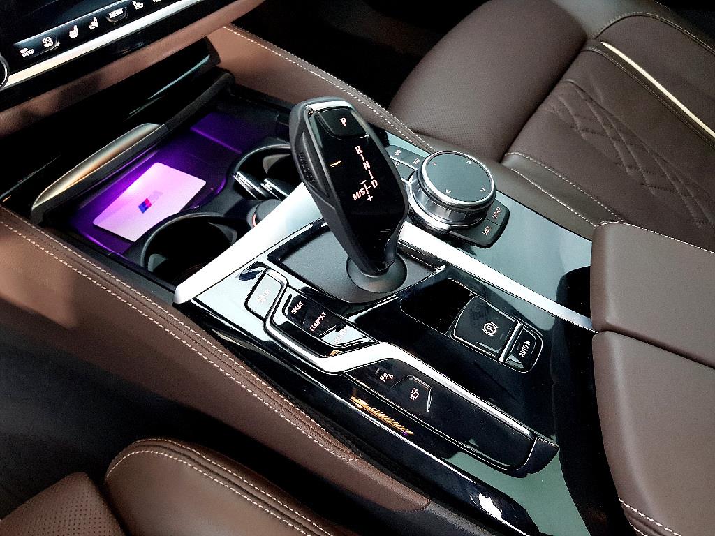 BMW 5 Series - Vista 11