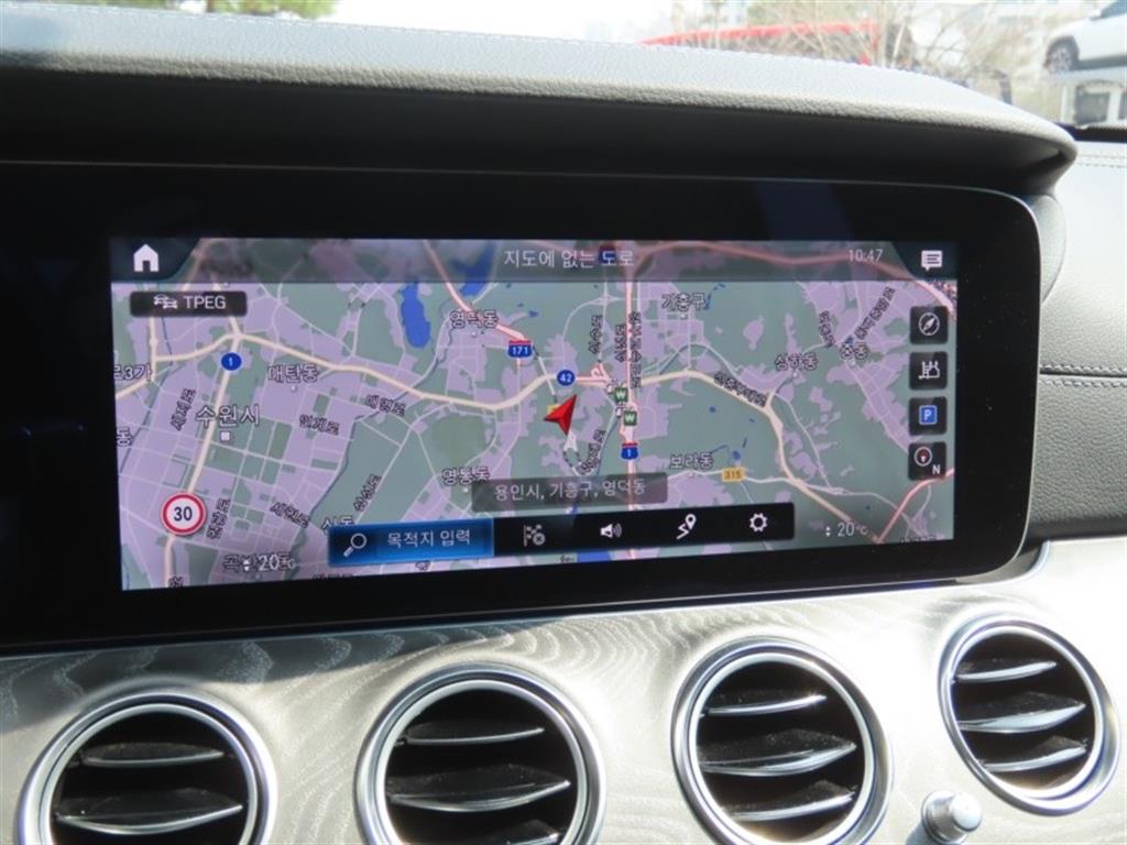 Mercedes Benz E class 2022 Blanco - Importación desde Corea - HF Imports Iquique - Foto 9