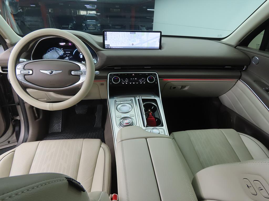 Genesis GV80 - Vista 7