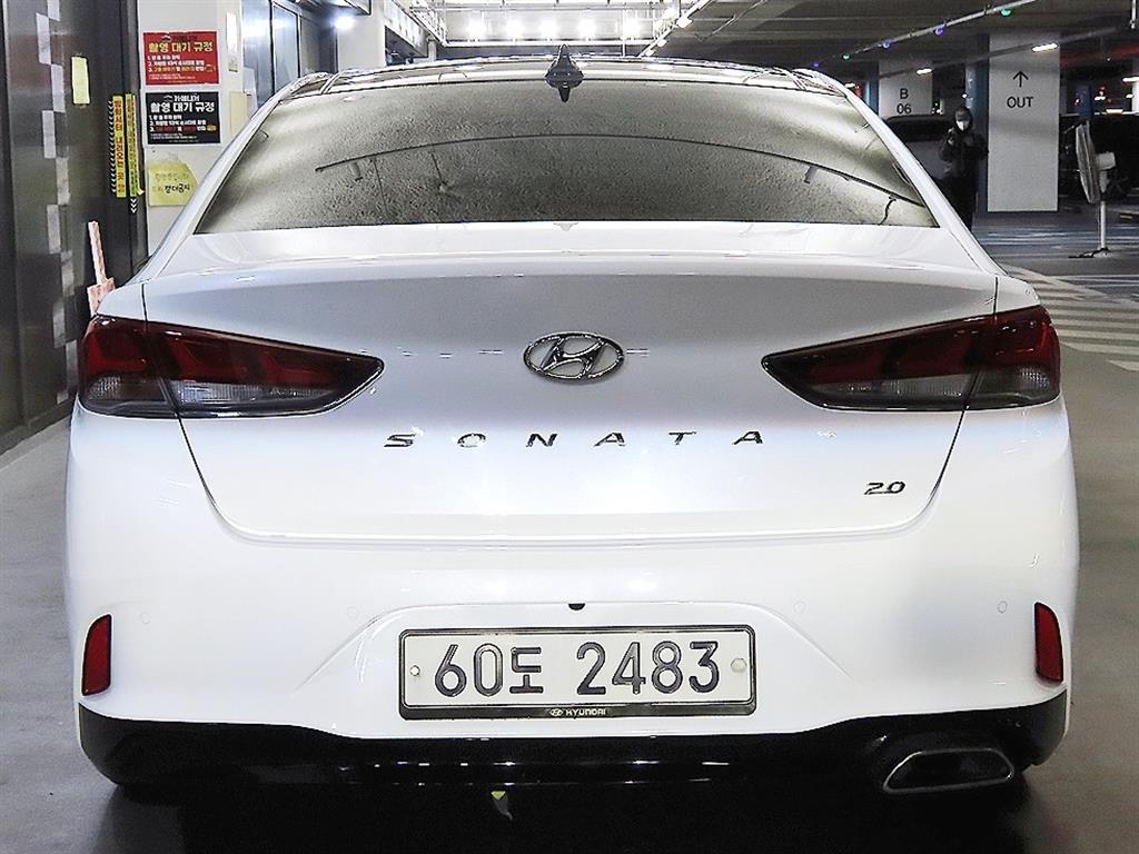 HYUNDAI Sonata - Vista 5