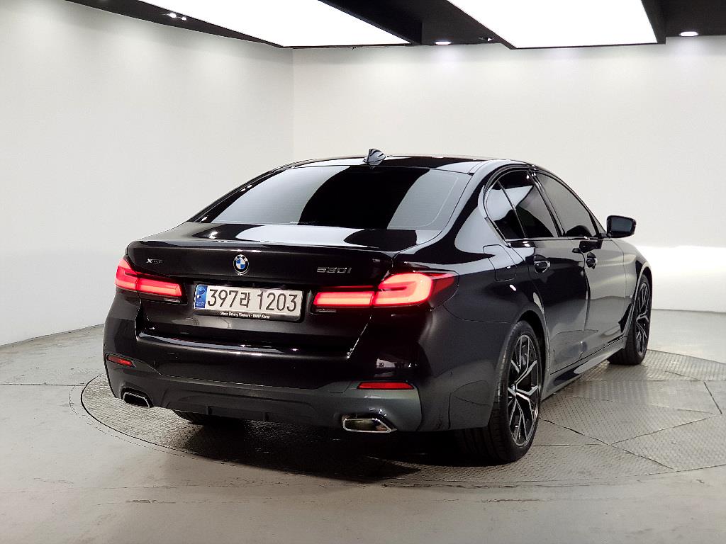 BMW 5 Series - Vista 4