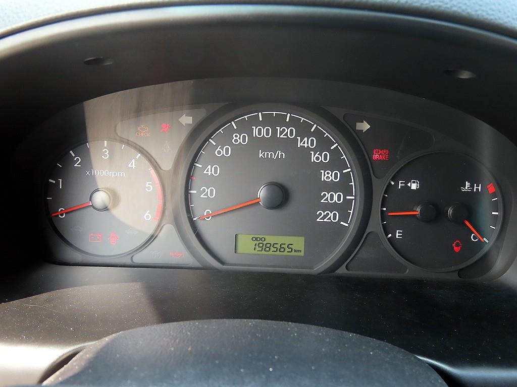 HYUNDAI Starex - Vista 9