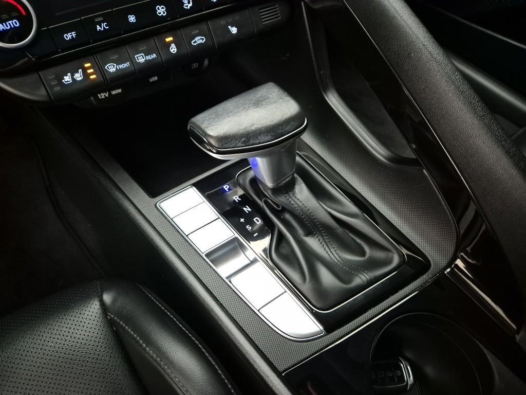 HYUNDAI Avante - Vista 8