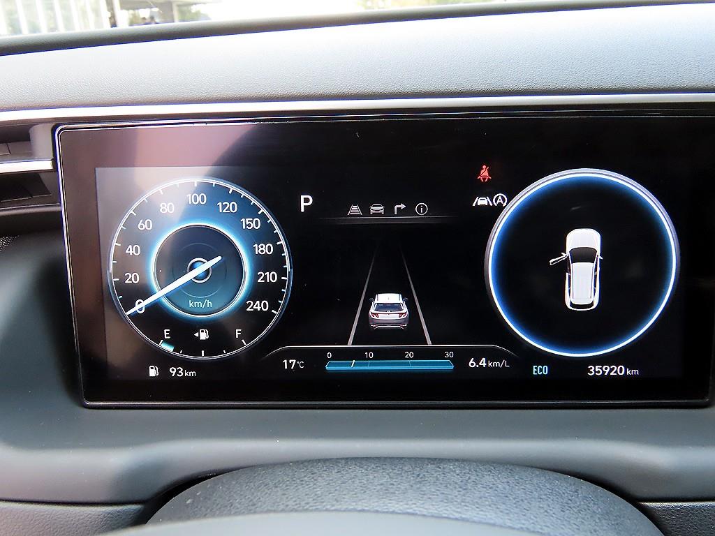 HYUNDAI Tucson - Vista 9