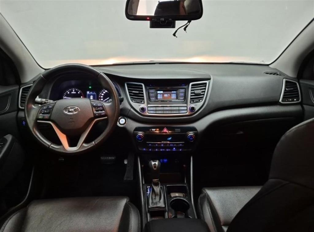 HYUNDAI Tucson - Vista 7