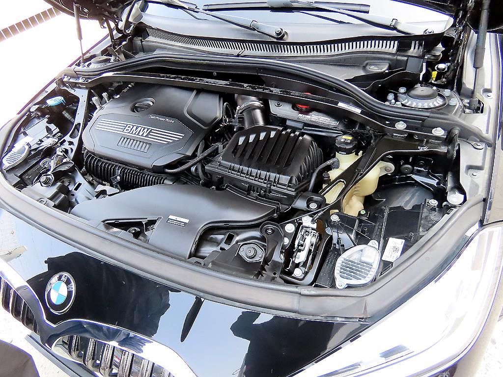 BMW 1 series 2022 Negro - Importación desde Corea - HF Imports Iquique - Foto 16