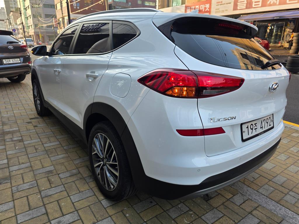 HYUNDAI Tucson - Vista 4