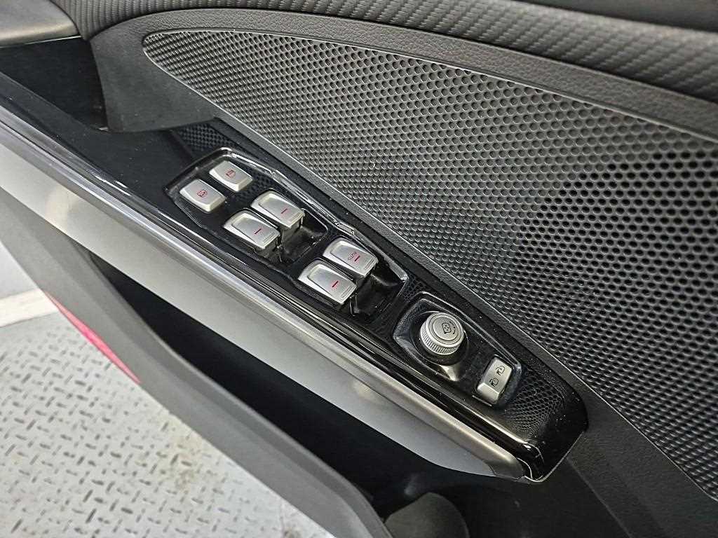 Ssangyong Tivoli 2019 Blanco - Importación desde Corea - HF Imports Iquique - Foto 15