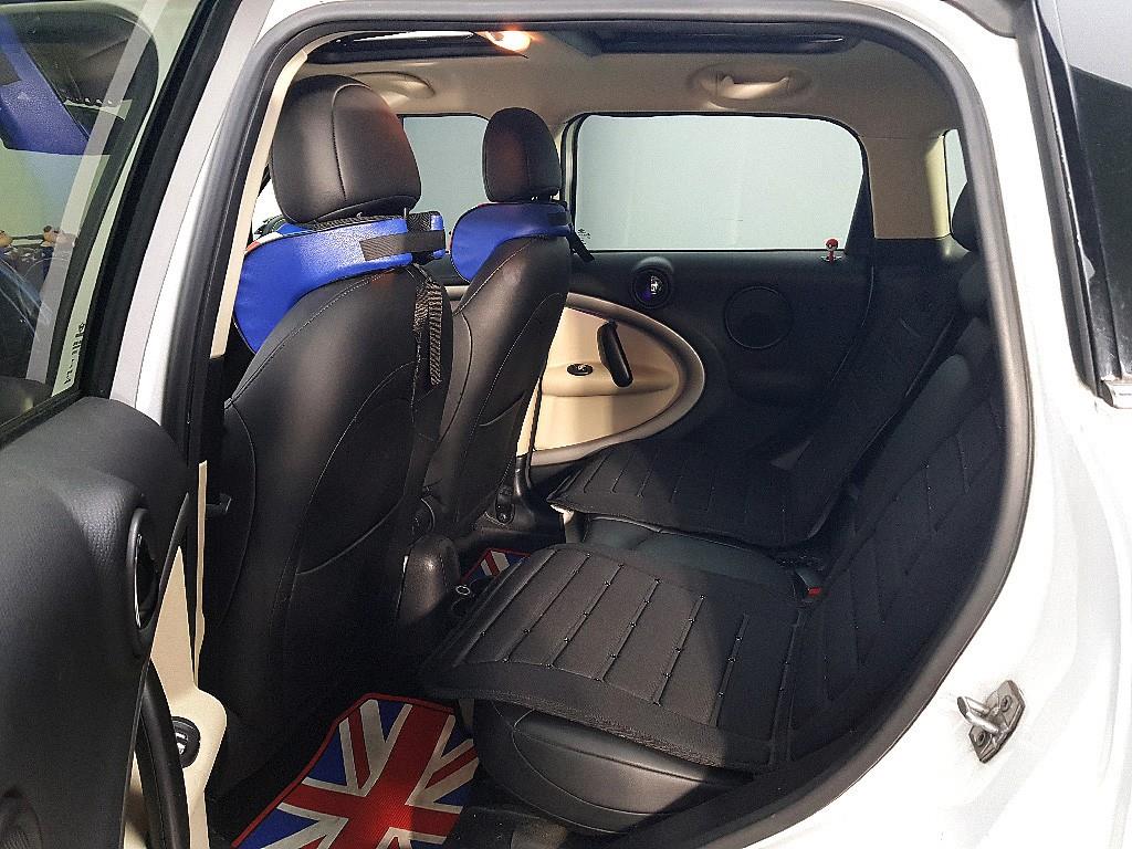 Mini Countryman - Vista 8