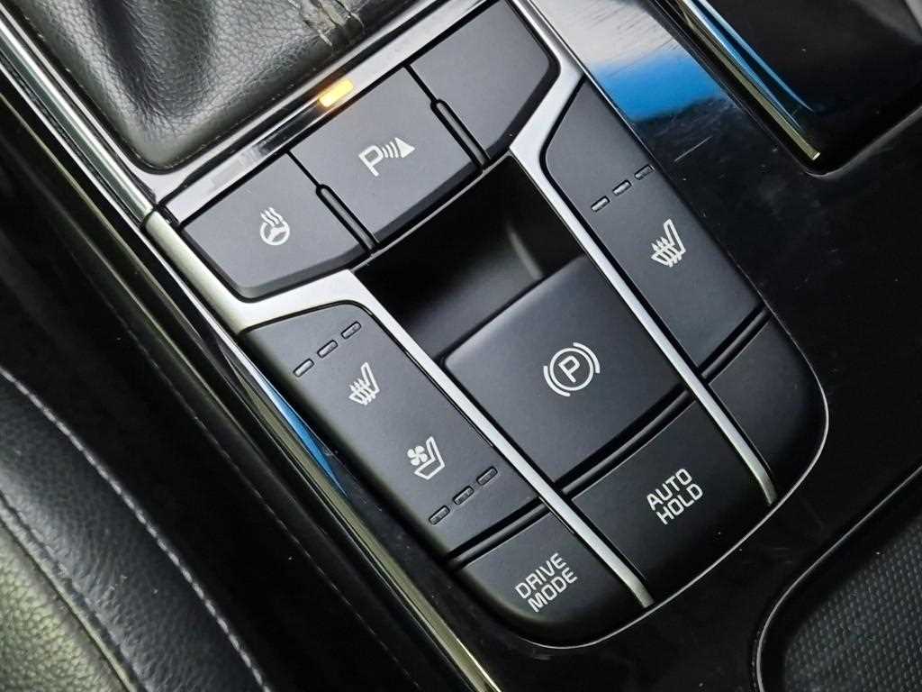 KIA K7 2016 Negro - Importación desde Corea - HF Imports Iquique - Foto 17