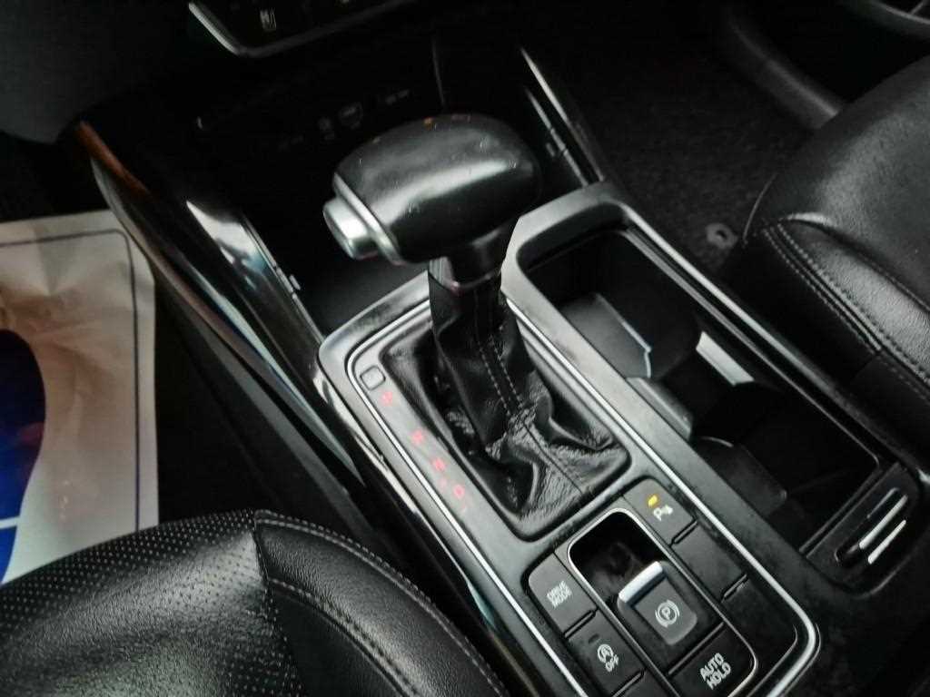 KIA Sorento - Vista 8