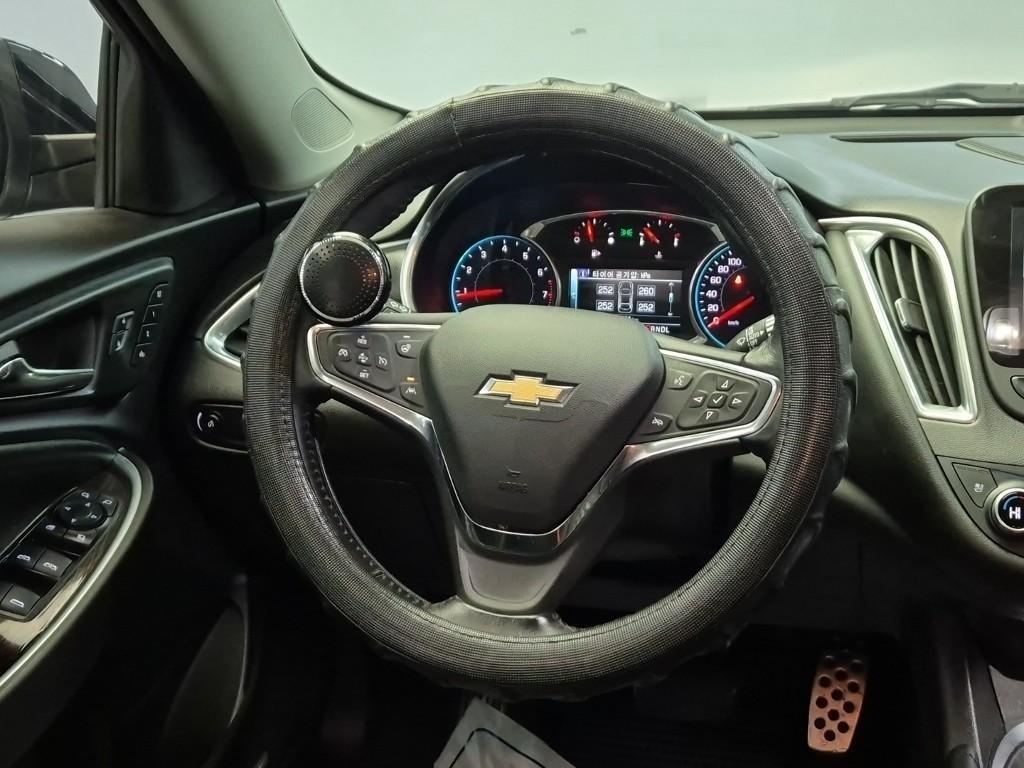 Chevrolet Malibu - Vista 9