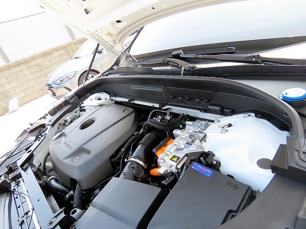 Volvo XC60 2025 Blanco - Importación desde Corea - HF Imports Iquique - Foto 19