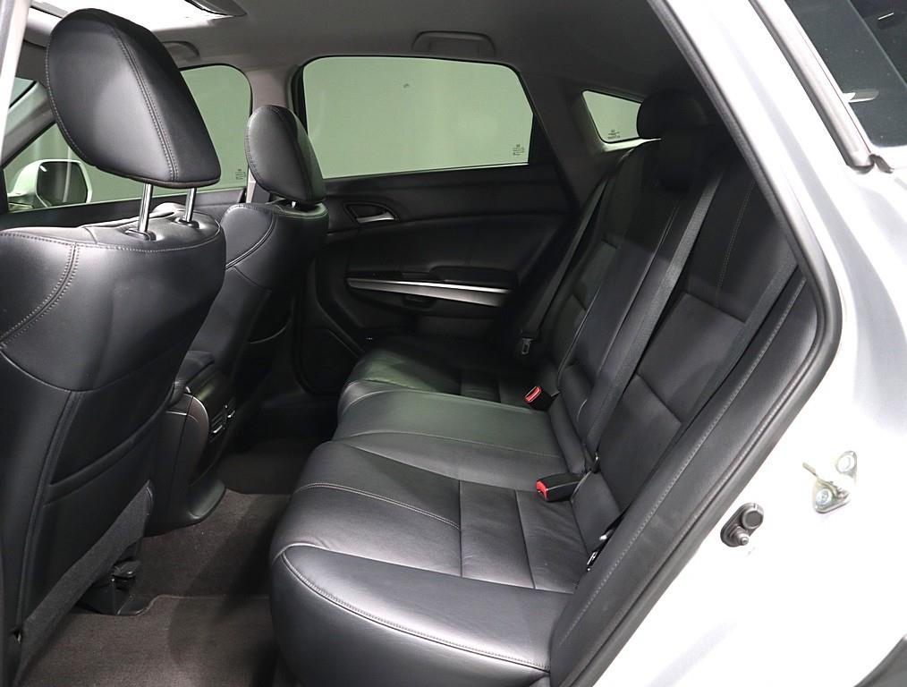 Honda Cross Tour - Vista 10