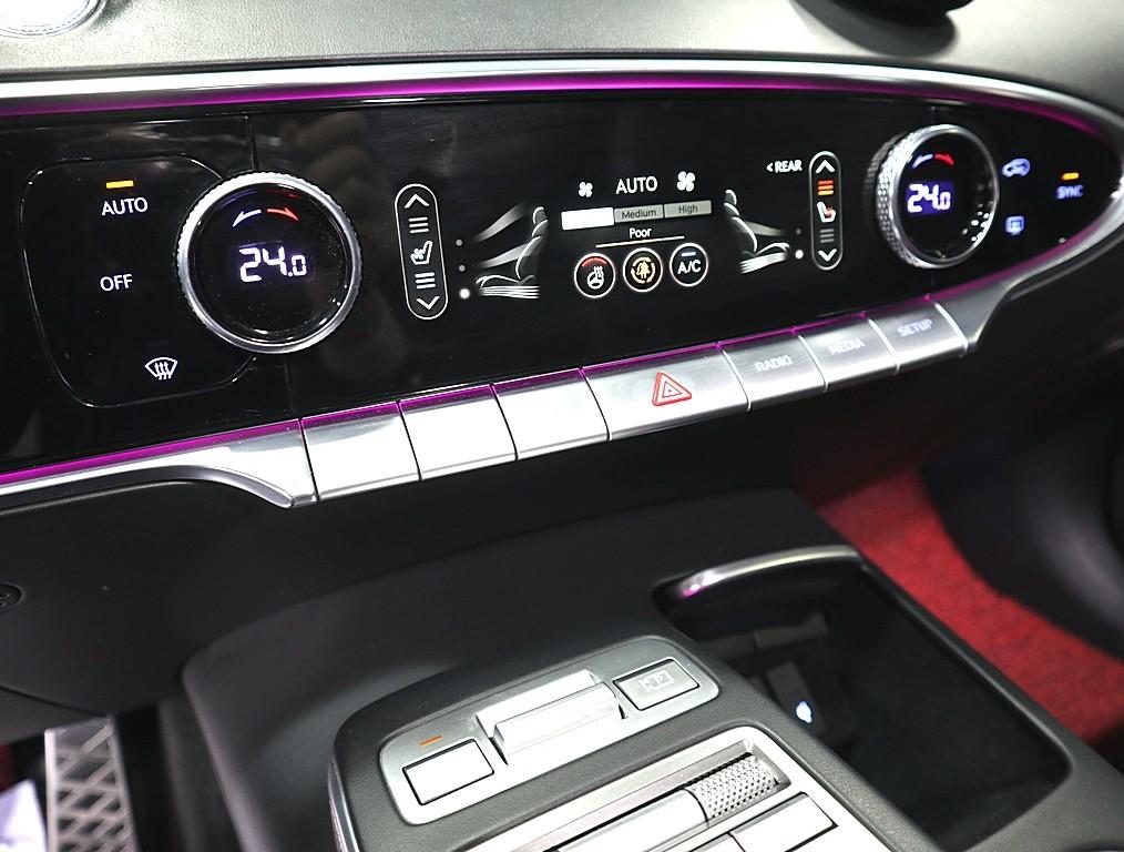 Genesis GV70 2022 Blanco - Importación desde Corea - HF Imports Iquique - Foto 13