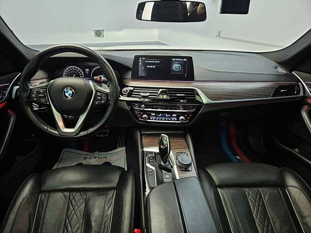 BMW 5 Series - Vista 7
